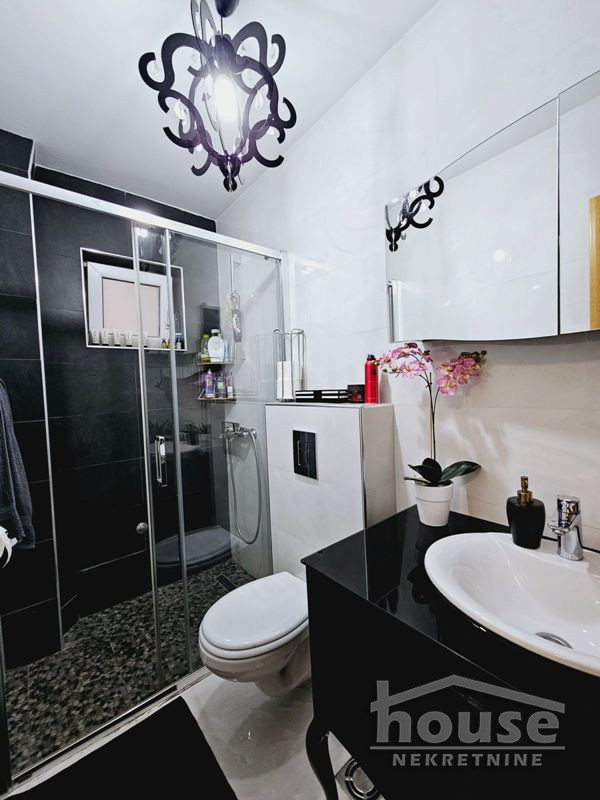 Slika 9 - Stan,NOVI SAD,CARA DUŠANA,kv: 124.00, € 249000, ID: 1057018