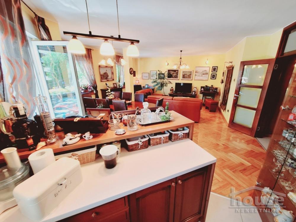 Slika 3 - Stan,NOVI SAD,GRBAVICA,kv: 103.00, € 262400, ID: 1061579