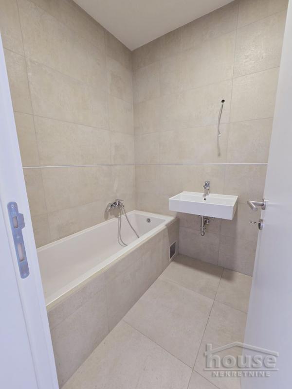 Slika 5 - Stan,PETROVARADIN,KARAGACA,kv: 72.00, € 155730, ID: 1061906