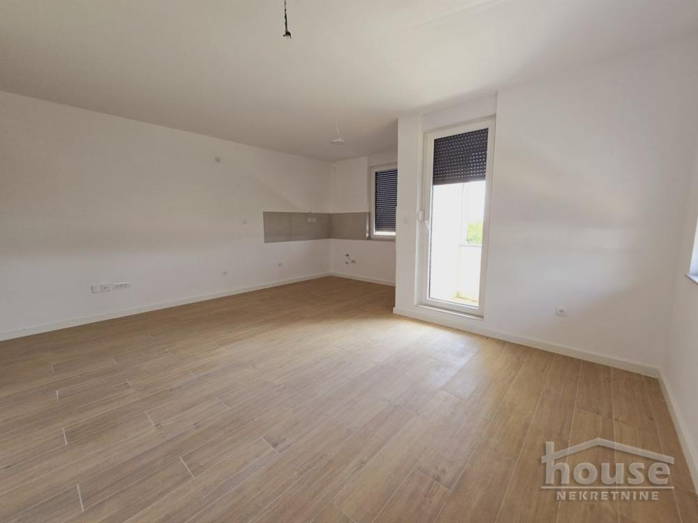 Slika 1 - Stan,PETROVARADIN,KARAGACA,kv: 72.00, € 155730, ID: 1061906