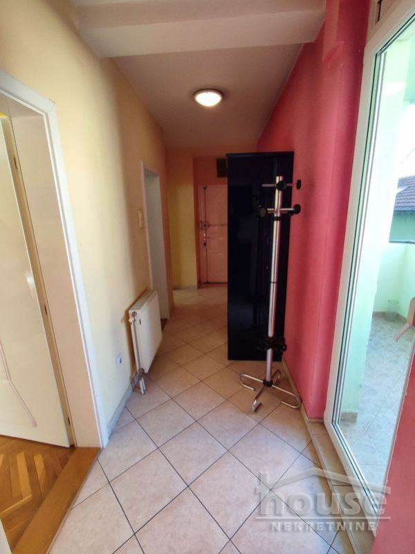 Slika 7 - Stan,NOVI SAD,GRBAVICA,kv: 56.00, € 147000, ID: 1063282