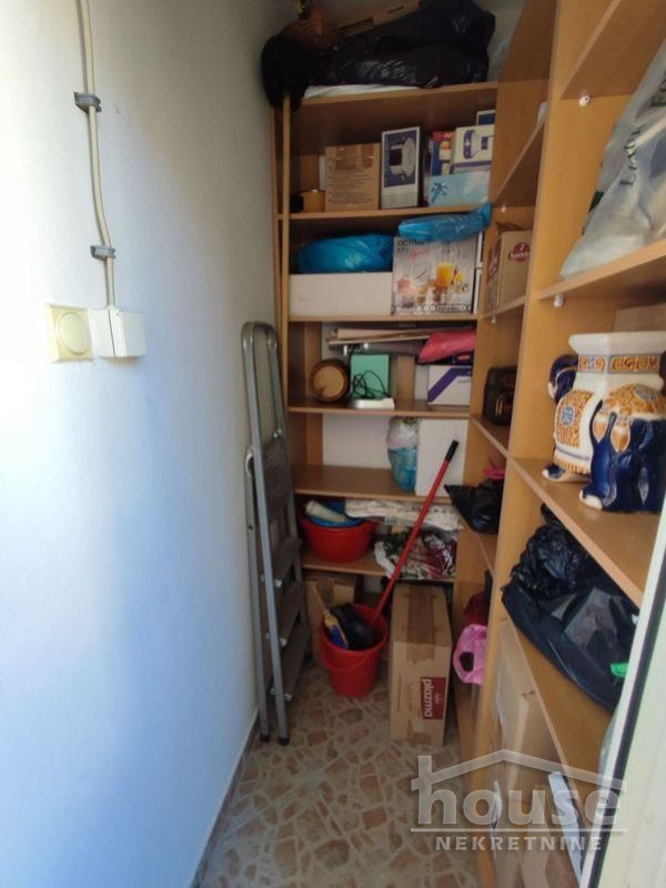 Slika 8 - Stan,NOVI SAD,GRBAVICA,kv: 56.00, € 147000, ID: 1063282