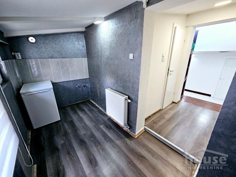 Slika 7 - Stan,PETROVARADIN,PETROVARADIN,kv: 50.00, € 90290, ID: 1063768