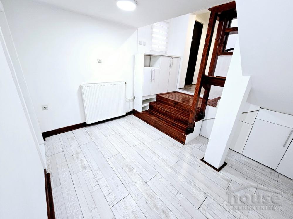 Slika 2 - Stan,PETROVARADIN,PETROVARADIN,kv: 50.00, € 90290, ID: 1063768