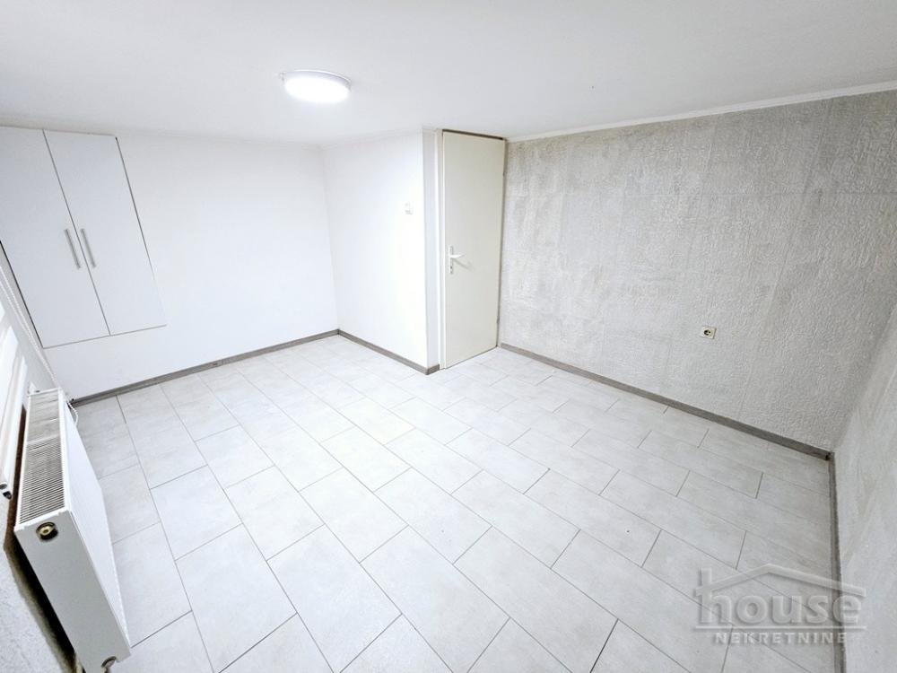 Slika 11 - Stan,PETROVARADIN,PETROVARADIN,kv: 50.00, € 90290, ID: 1063768