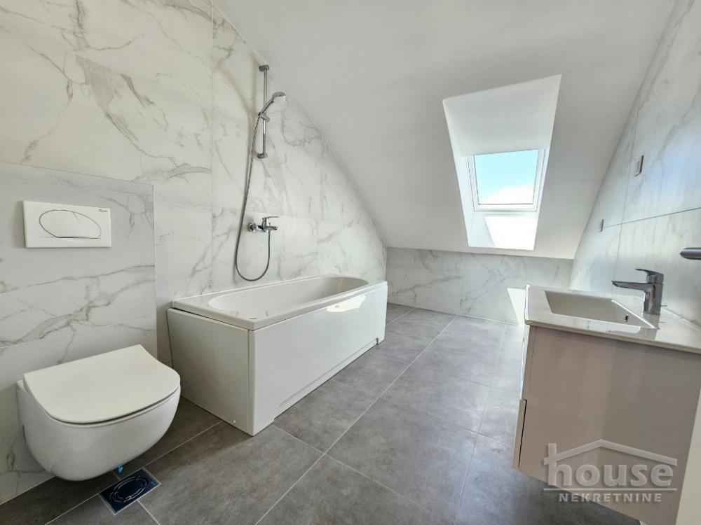 Slika 9 - Stan,NOVI SAD,GRBAVICA,kv: 185.00, € 566500, ID: 1064011