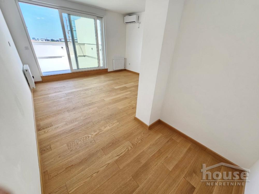 Slika 3 - Stan,NOVI SAD,GRBAVICA,kv: 185.00, € 566500, ID: 1064011