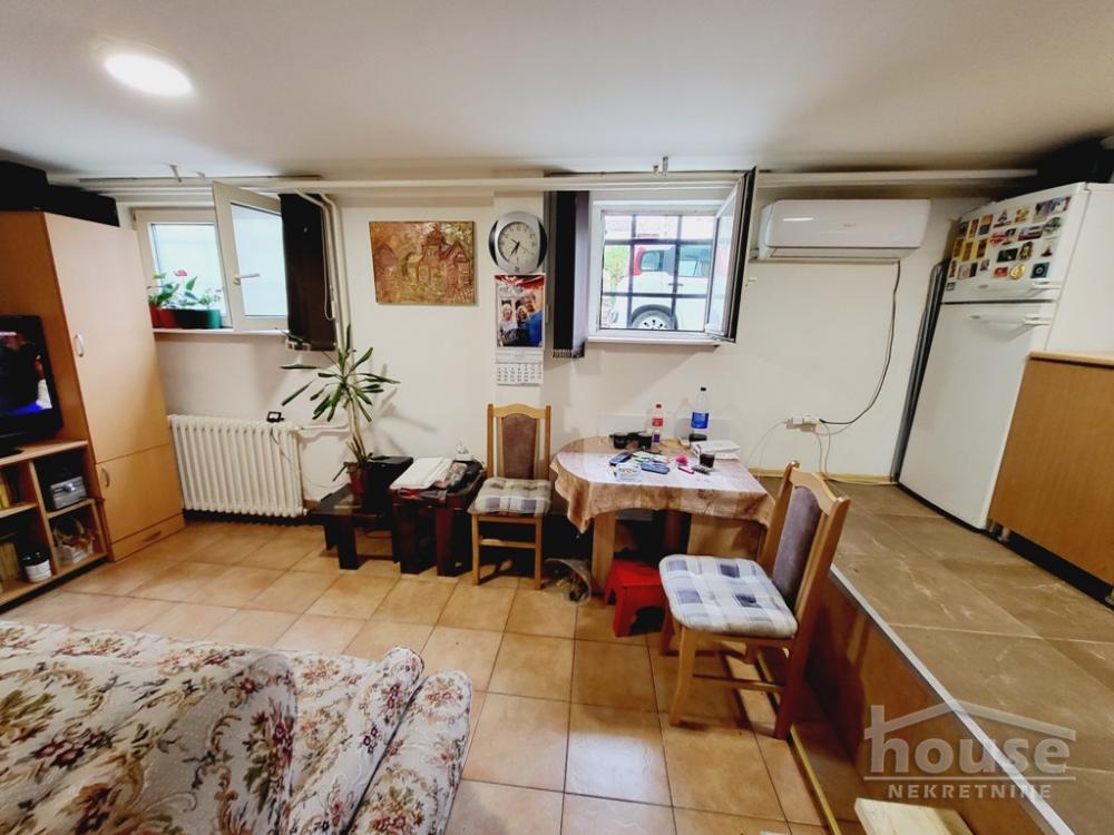 Slika 4 - Stan,NOVI SAD,BULEVAR,kv: 30.00, € 77250, ID: 1053938