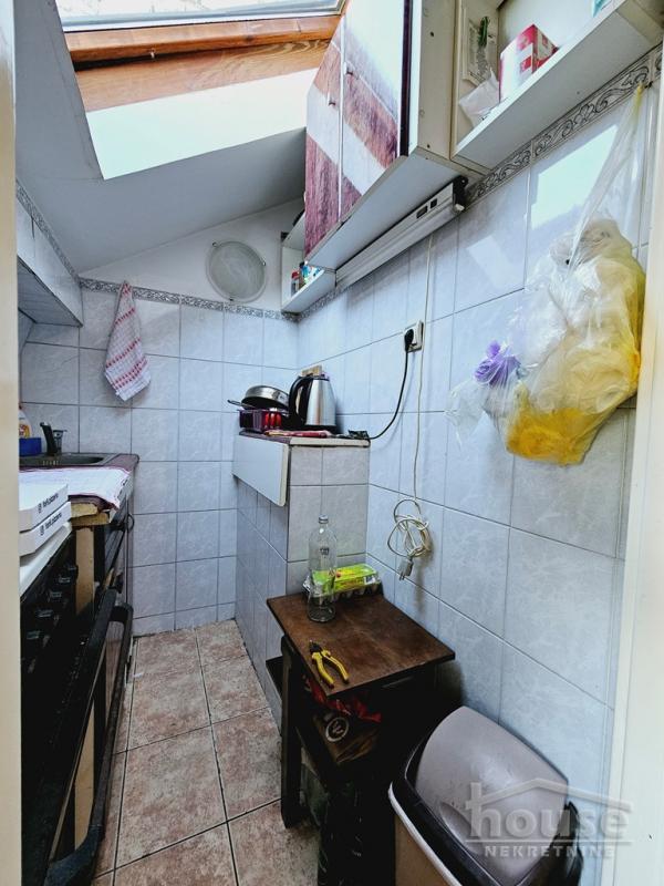 Slika 10 - Stan,NOVI SAD,CENTAR,kv: 26.00, € 76220, ID: 1062608