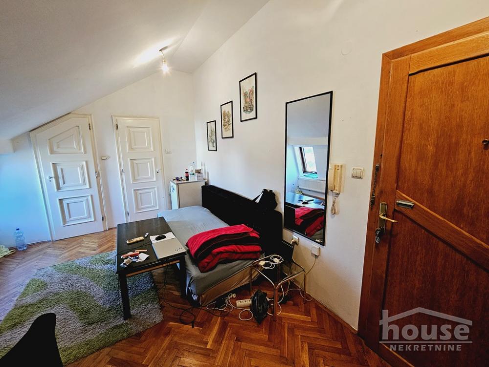 Slika 4 - Stan,NOVI SAD,CENTAR,kv: 26.00, € 76220, ID: 1062608