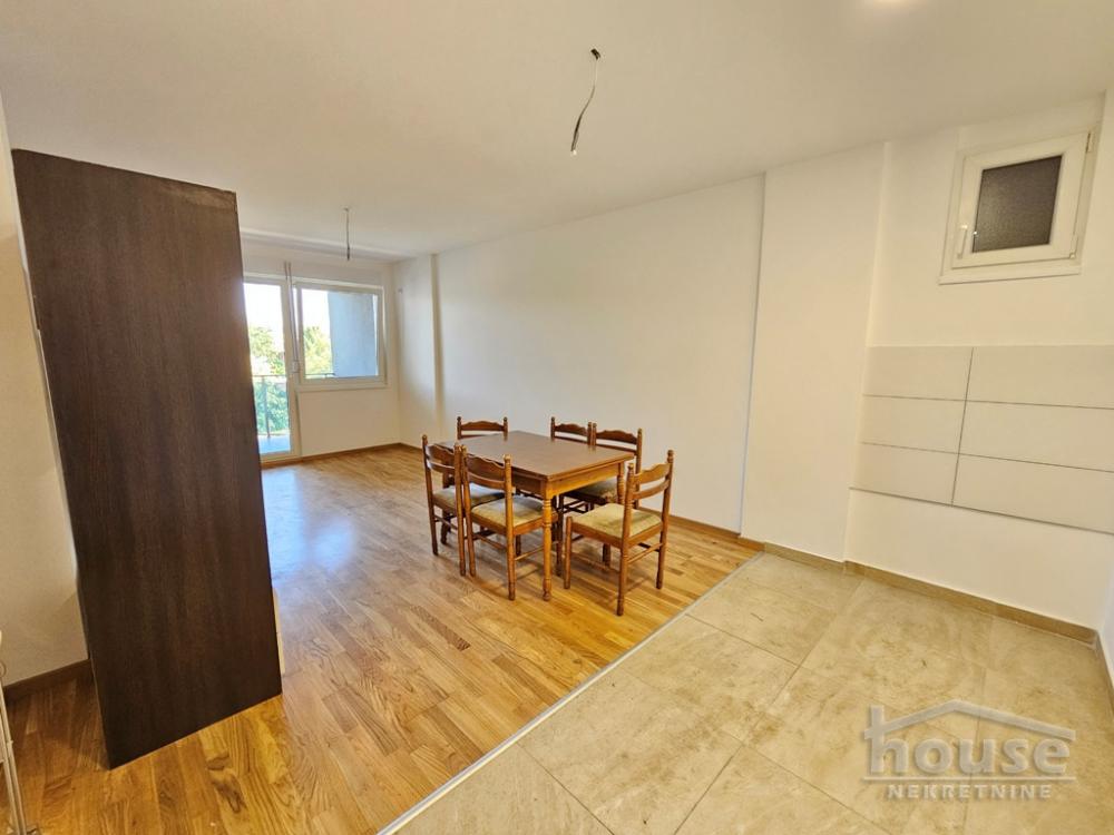 Slika 2 - Stan,NOVI SAD,TELEP,kv: 68.00, € 171600, ID: 1063996