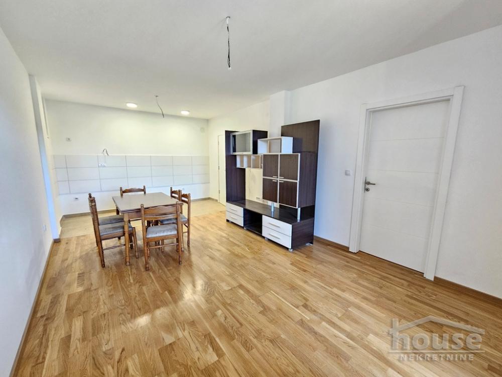 Slika 1 - Stan,NOVI SAD,TELEP,kv: 68.00, € 171600, ID: 1063996