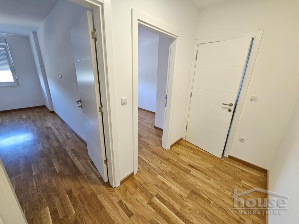 Slika 7 - Stan,NOVI SAD,TELEP,kv: 68.00, € 171600, ID: 1063996