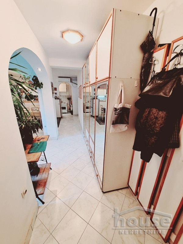 Slika 8 - Stan,NOVI SAD,CENTAR,kv: 83.00, € 290000, ID: 1062553