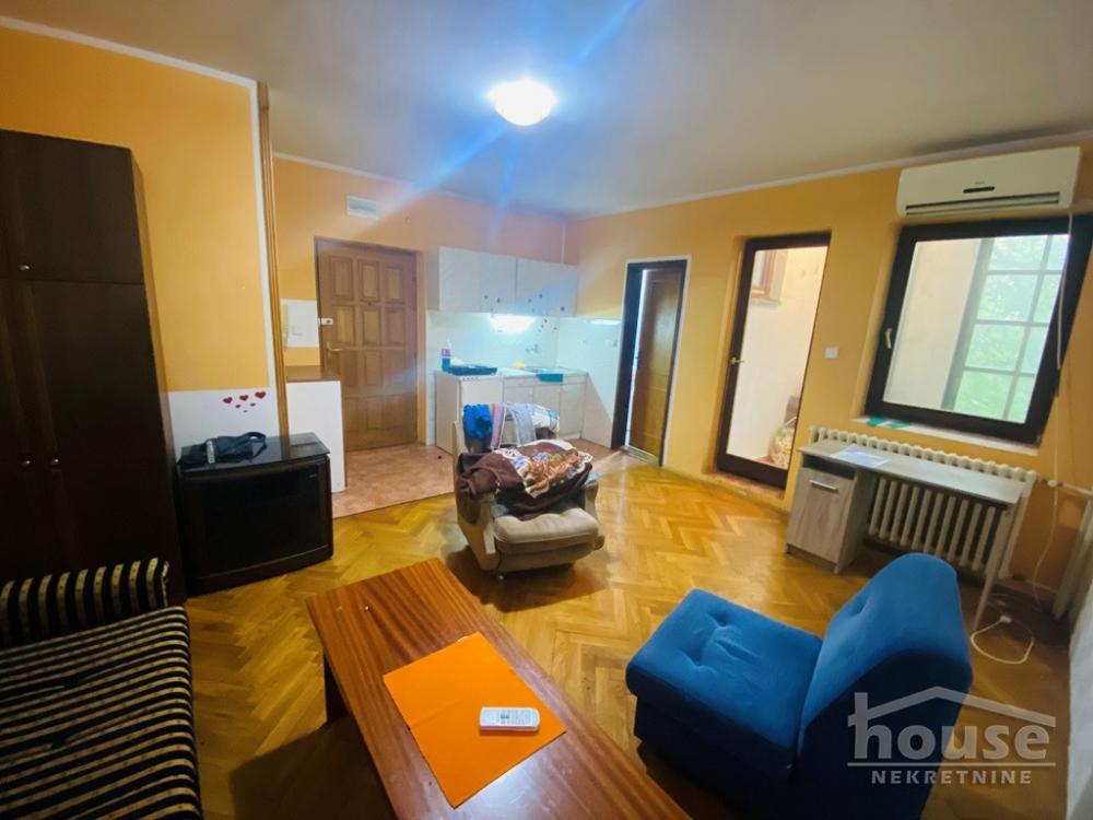 Slika 2 - Stan,NOVI SAD,CENTAR,kv: 29.00, € 96800, ID: 1061601