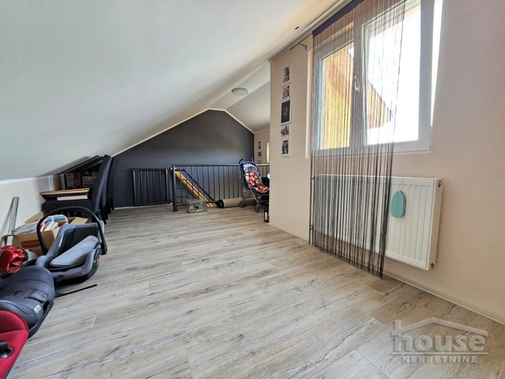 Slika 10 - Stan,NOVI SAD,ADICE,kv: 81.00, € 130000, ID: 1064002