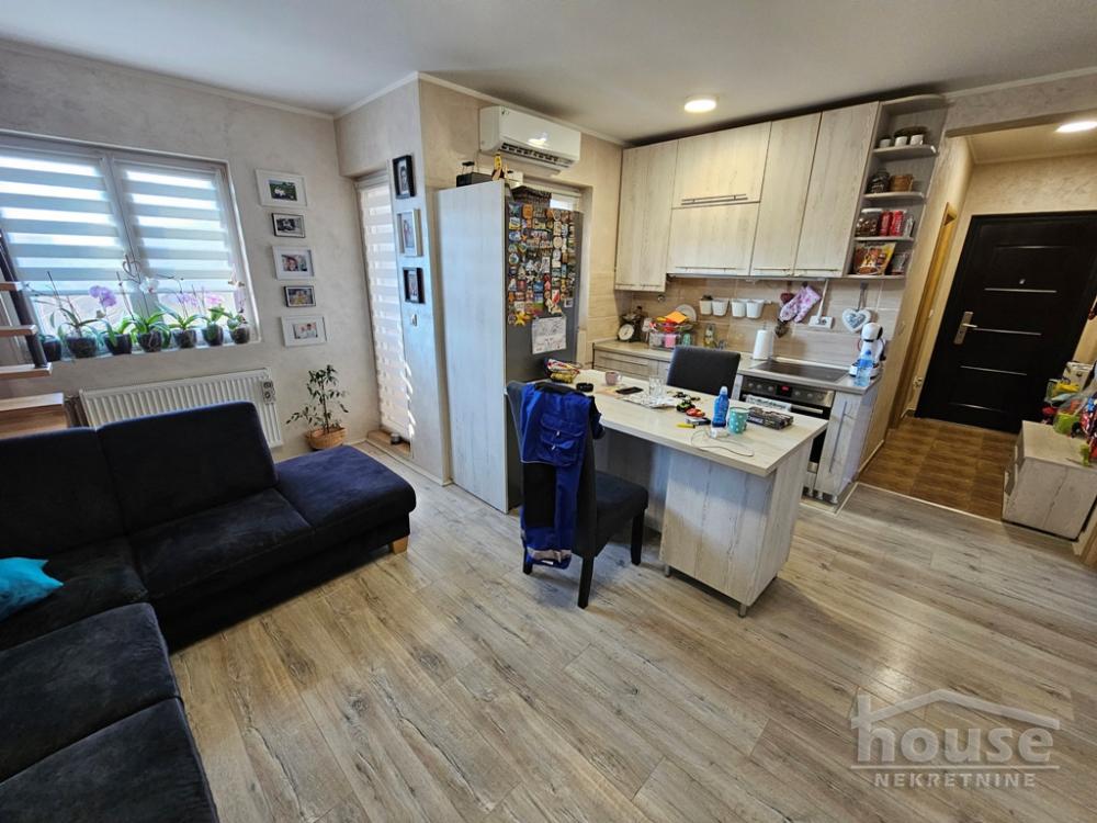 Slika 2 - Stan,NOVI SAD,ADICE,kv: 81.00, € 130000, ID: 1064002