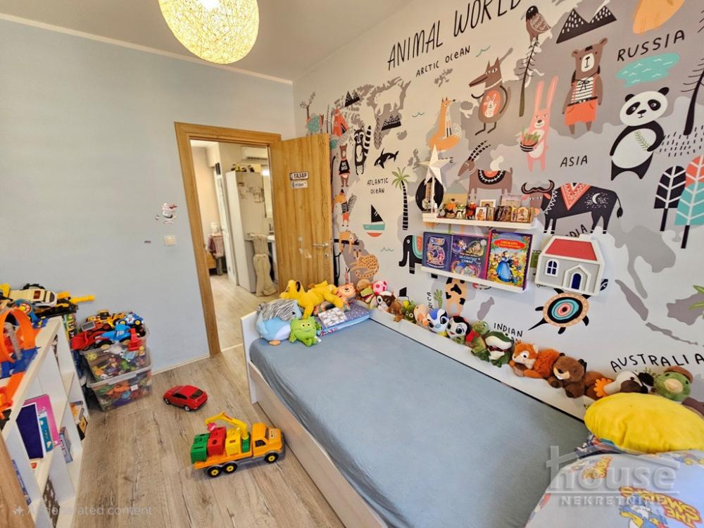 Slika 6 - Stan,NOVI SAD,ADICE,kv: 81.00, € 130000, ID: 1064002