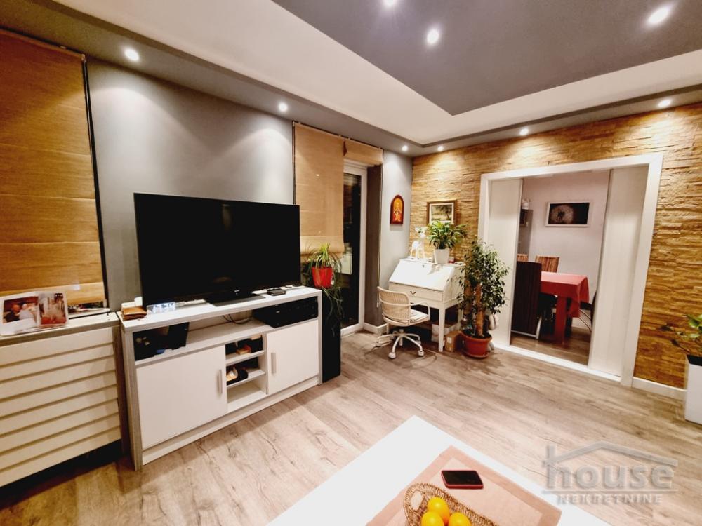 Slika 4 - Stan,NOVI SAD,NOVA DETELINARA,kv: 81.00, € 190000, ID: 1062863