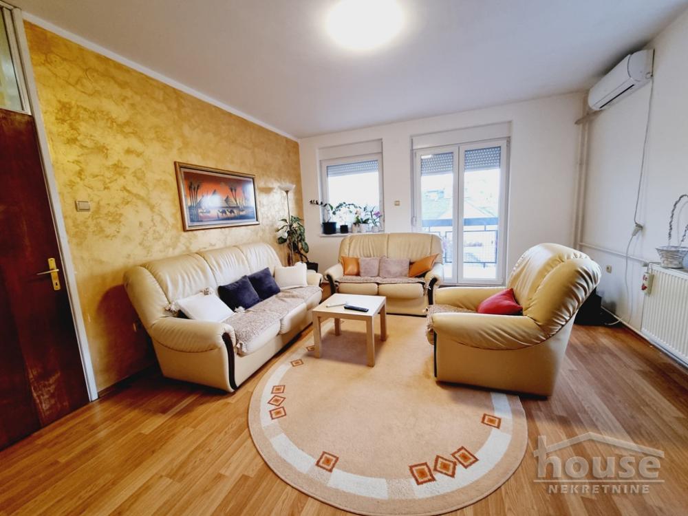 Slika 2 - Stan,NOVI SAD,CENTAR,kv: 82.00, € 228050, ID: 1063353