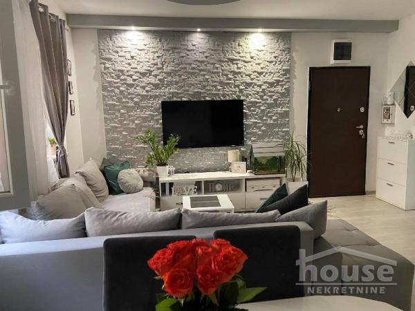 Slika 7 - Stan,NOVI SAD,CENTAR,kv: 157.00, € 185400, ID: 1057294