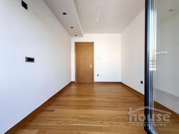 Slika 8 - Stan,NOVI SAD,CARA DUŠANA,kv: 245.00, € 618000, ID: 1058957