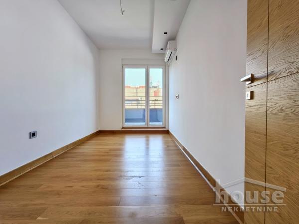 Slika 7 - Stan,NOVI SAD,CARA DUŠANA,kv: 245.00, € 618000, ID: 1058957