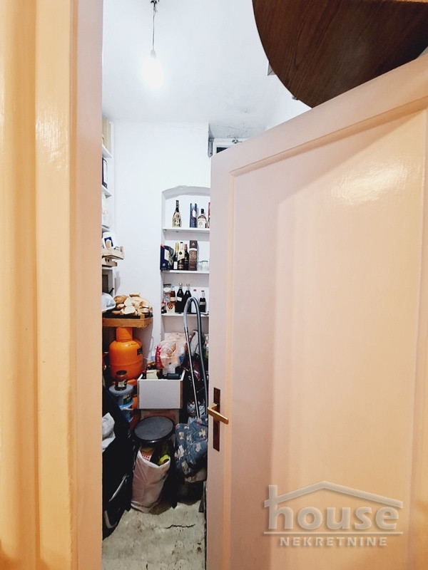 Slika 11 - Stan,NOVI SAD,CENTAR,kv: 106.00, € 318000, ID: 1060318