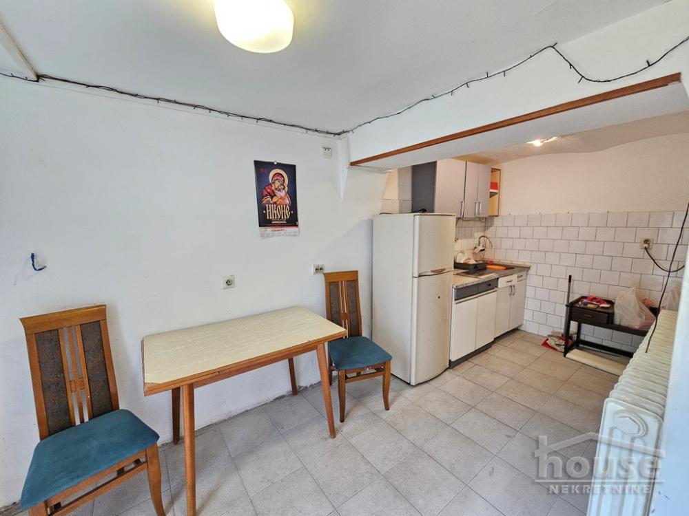 Slika 3 - Stan,NOVI SAD,CENTAR,kv: 54.00, € 89100, ID: 1063813