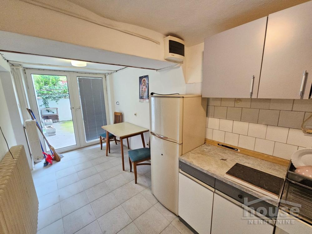 Slika 4 - Stan,NOVI SAD,CENTAR,kv: 54.00, € 89100, ID: 1063813