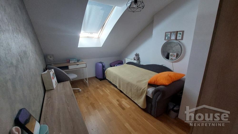 Slika 3 - Stan,PETROVARADIN,PETROVARADIN,kv: 90.00, € 154500, ID: 1063988