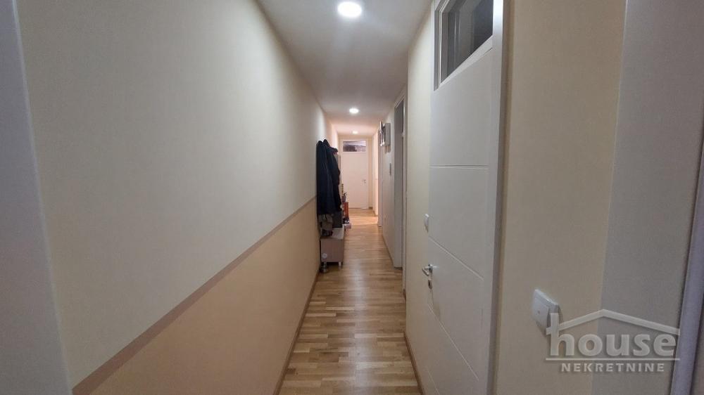 Slika 11 - Stan,PETROVARADIN,PETROVARADIN,kv: 90.00, € 154500, ID: 1063988