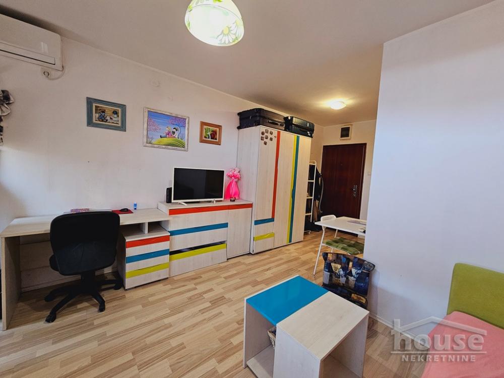 Slika 4 - Stan,NOVI SAD,GRBAVICA,kv: 25.00, € 82400, ID: 1062377