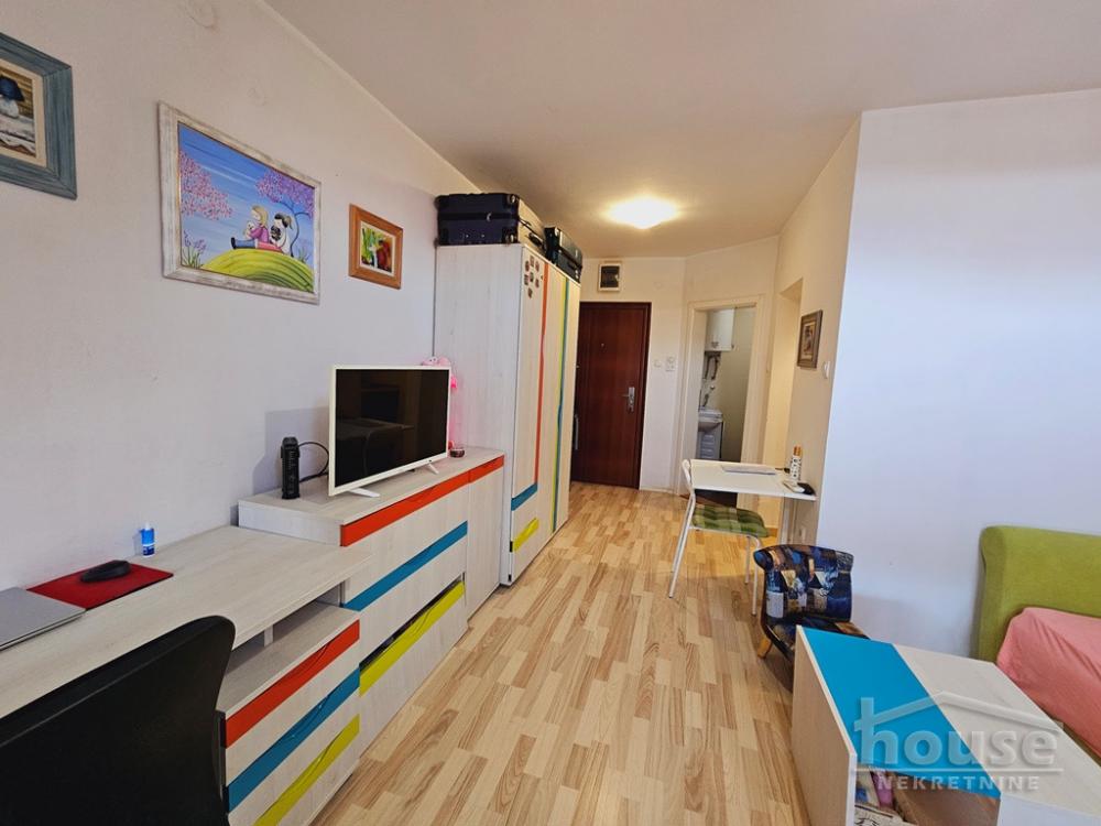 Slika 10 - Stan,NOVI SAD,GRBAVICA,kv: 25.00, € 82400, ID: 1062377
