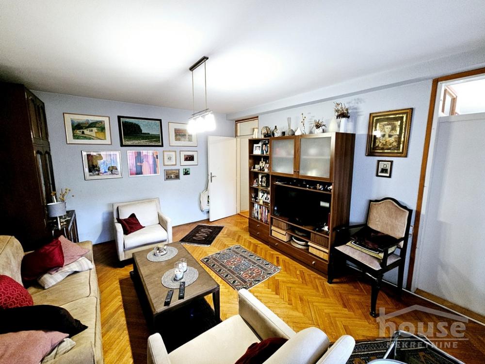 Slika 2 - Stan,NOVI SAD,CENTAR,kv: 80.00, € 240000, ID: 1063840