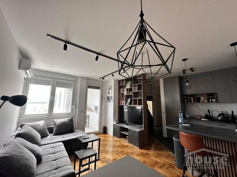 Glavna slika -Stan,NOVI SAD,BULEVAR PATRIJARHA PAVLA,kv: 43.00, € 133900, ID: 1063775