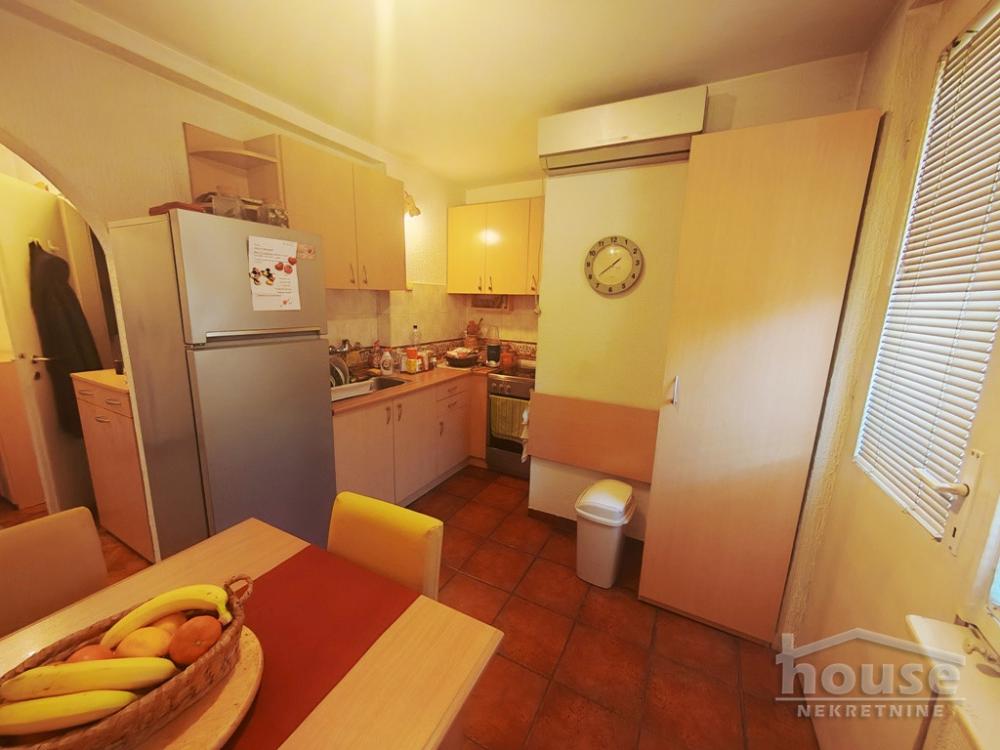 Slika 11 - Stan,NOVI SAD,DETELINARA,kv: 46.00, € 133900, ID: 1060906
