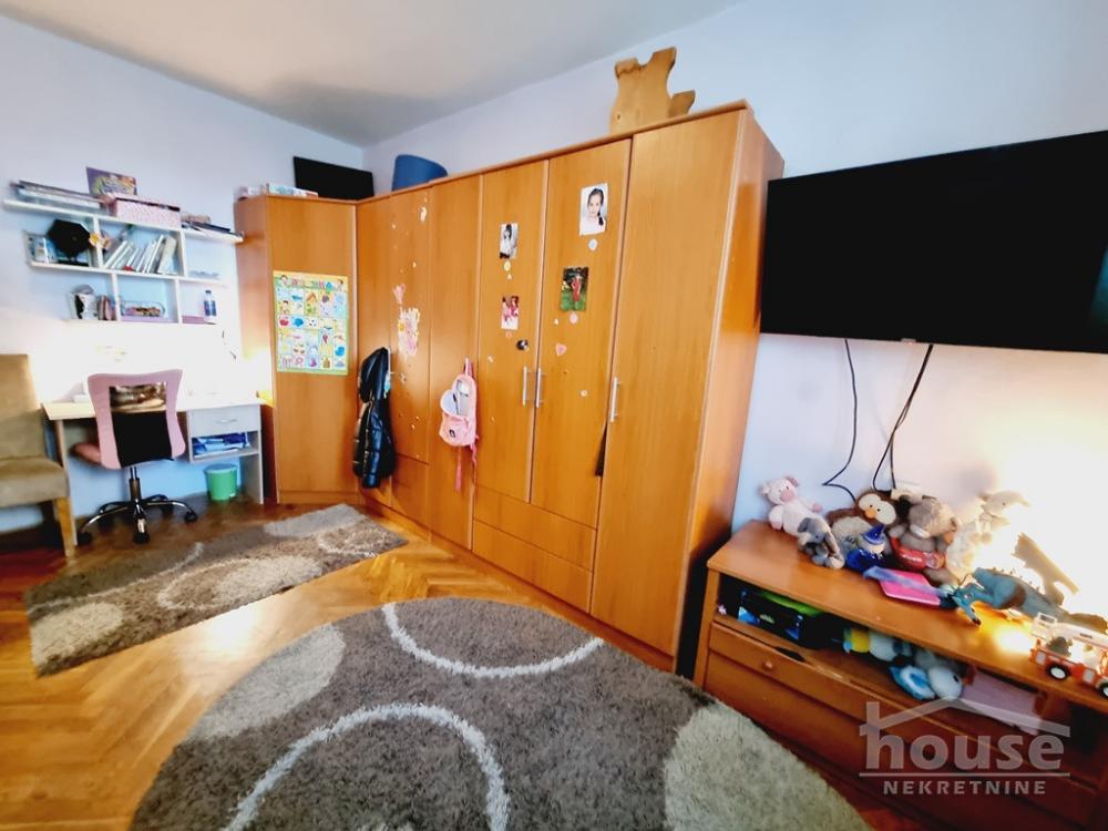 Slika 9 - Stan,NOVI SAD,CENTAR,kv: 63.00, € 180000, ID: 1063163