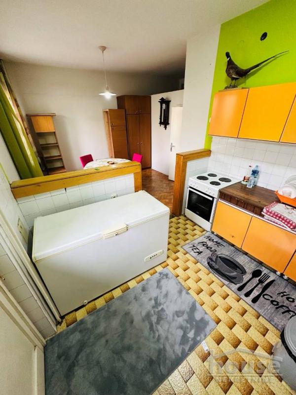 Slika 4 - Stan,NOVI SAD,CENTAR,kv: 152.00, € 500990, ID: 1063270