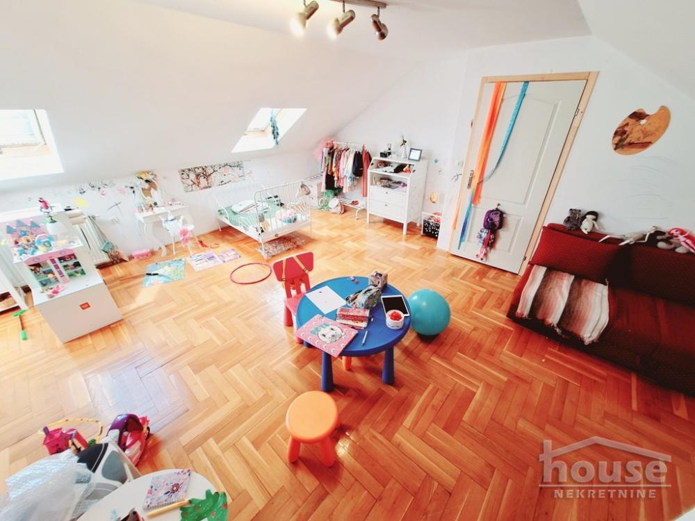 Slika 11 - Stan,NOVI SAD,CENTAR,kv: 83.00, € 169950, ID: 1062387