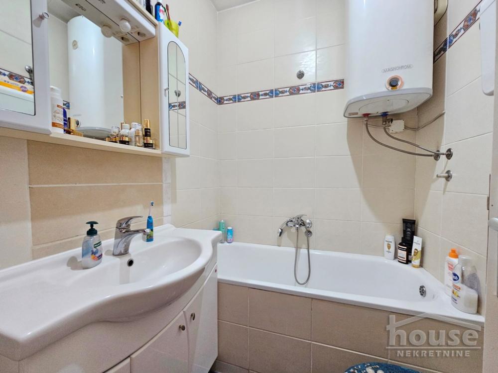 Slika 10 - Stan,NOVI SAD,GRBAVICA,kv: 49.00, € 128000, ID: 1063377