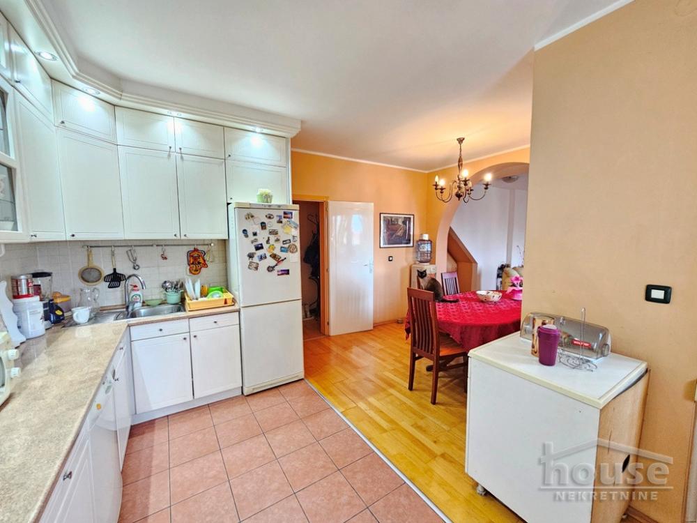 Slika 6 - Stan,NOVI SAD,GRBAVICA,kv: 49.00, € 128000, ID: 1063377