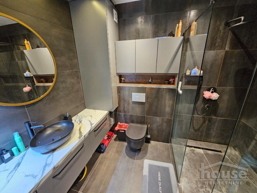 Slika 9 - Stan,NOVI SAD,TELEP,kv: 61.00, € 180000, ID: 1062664