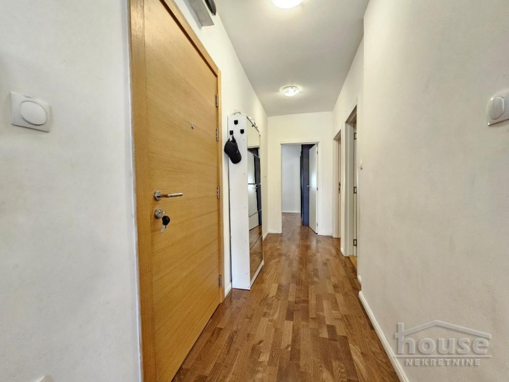 Slika 9 - Stan,NOVI SAD,ADICE,kv: 75.00, € 164800, ID: 1063745