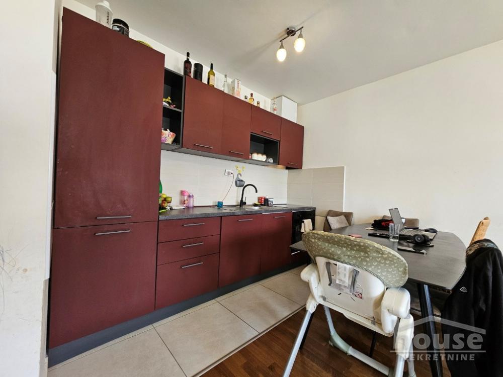 Slika 4 - Stan,NOVI SAD,ADICE,kv: 75.00, € 164800, ID: 1063745