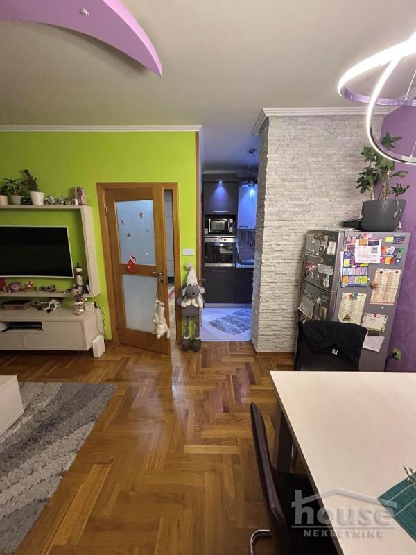 Slika 1 - Stan,NOVI SAD,BULEVAR EVROPE,kv: 81.00, € 168480, ID: 1063365