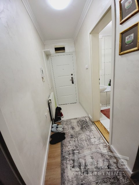 Slika 5 - Stan,NOVI SAD,CENTAR,kv: 57.00, € 180250, ID: 1057342