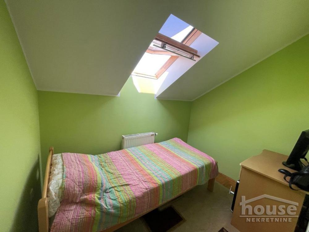 Slika 9 - Stan,NOVI SAD,BULEVAR,kv: 64.00, € 147200, ID: 1061346