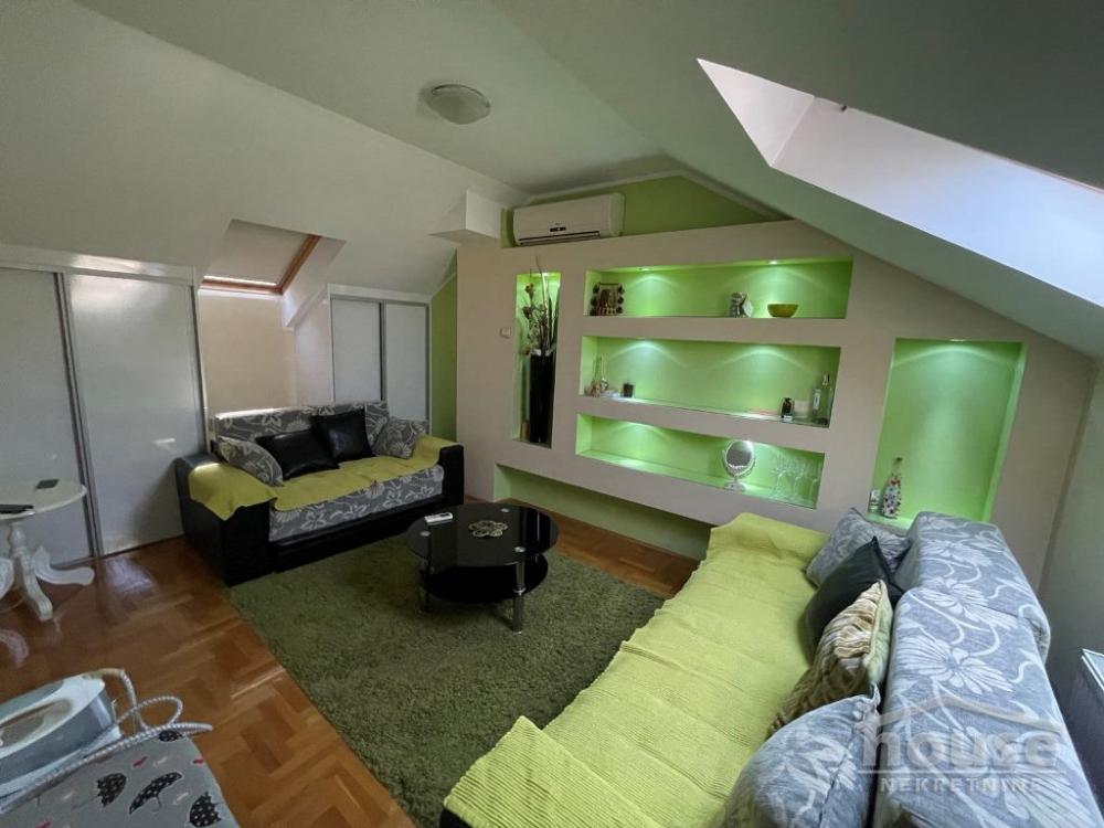 Slika 11 - Stan,NOVI SAD,BULEVAR,kv: 64.00, € 147200, ID: 1061346