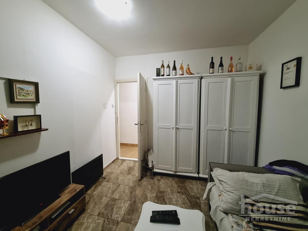 Slika 8 - Stan,NOVI SAD,BULEVAR,kv: 78.00, € 190000, ID: 1063769